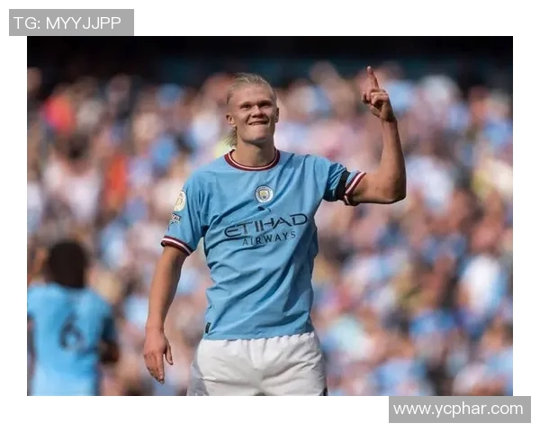 哈兰德：新一代足球巨星的崛起与未来发展潜力分析